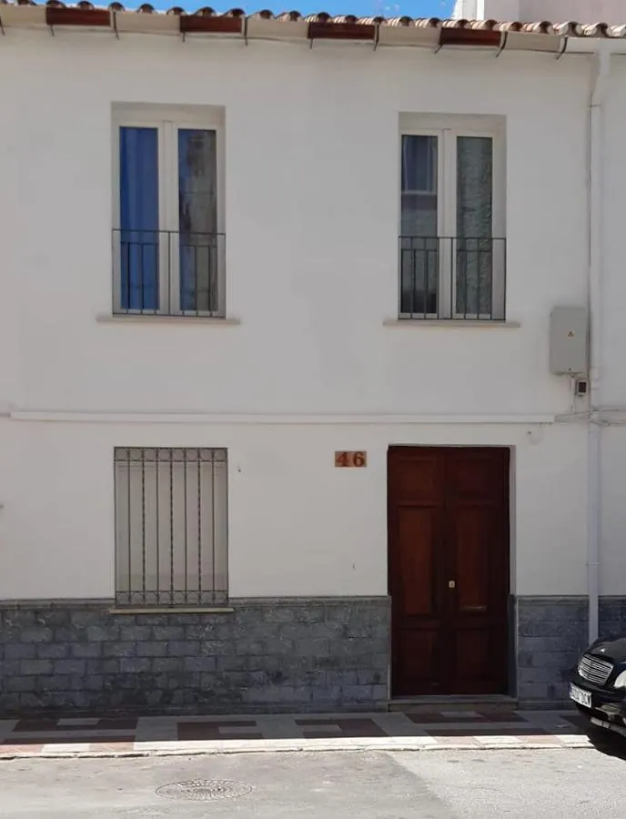 Casa Llena De Vida Con Patio Y Terraza Villa Coin